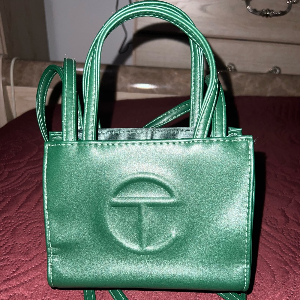 Green Telfar small bag. Authentic and In great condition. 💚💚💚